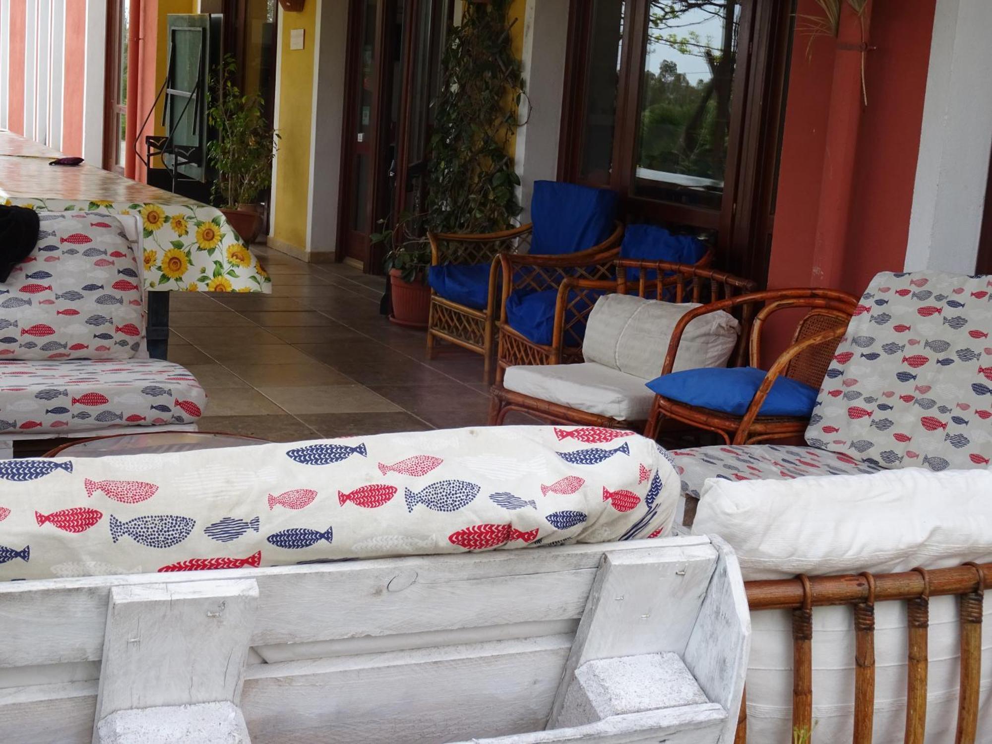 B&B Casa Per Ferie Villaggiocarovana カスティアーダス エクステリア 写真