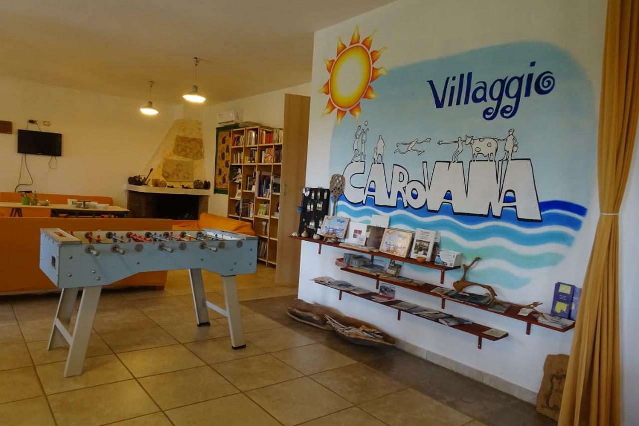 B&B Casa Per Ferie Villaggiocarovana カスティアーダス エクステリア 写真